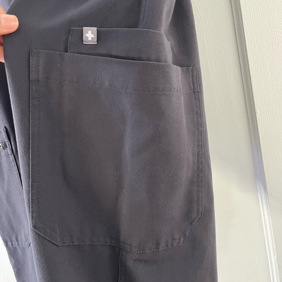 FIGS Yola Scrub Pants Yoga Style Size L | Dark Grey High-Waisted Comfortable Fit - Picture 10 of 12